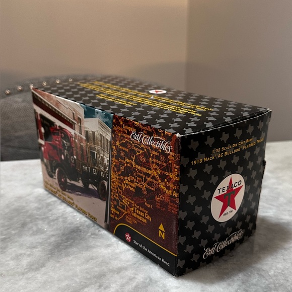Texaco 1918 Mack AC Bulldog Flatbed Truck Collectable Die Cast w/ Original Box - Picture 9 of 16